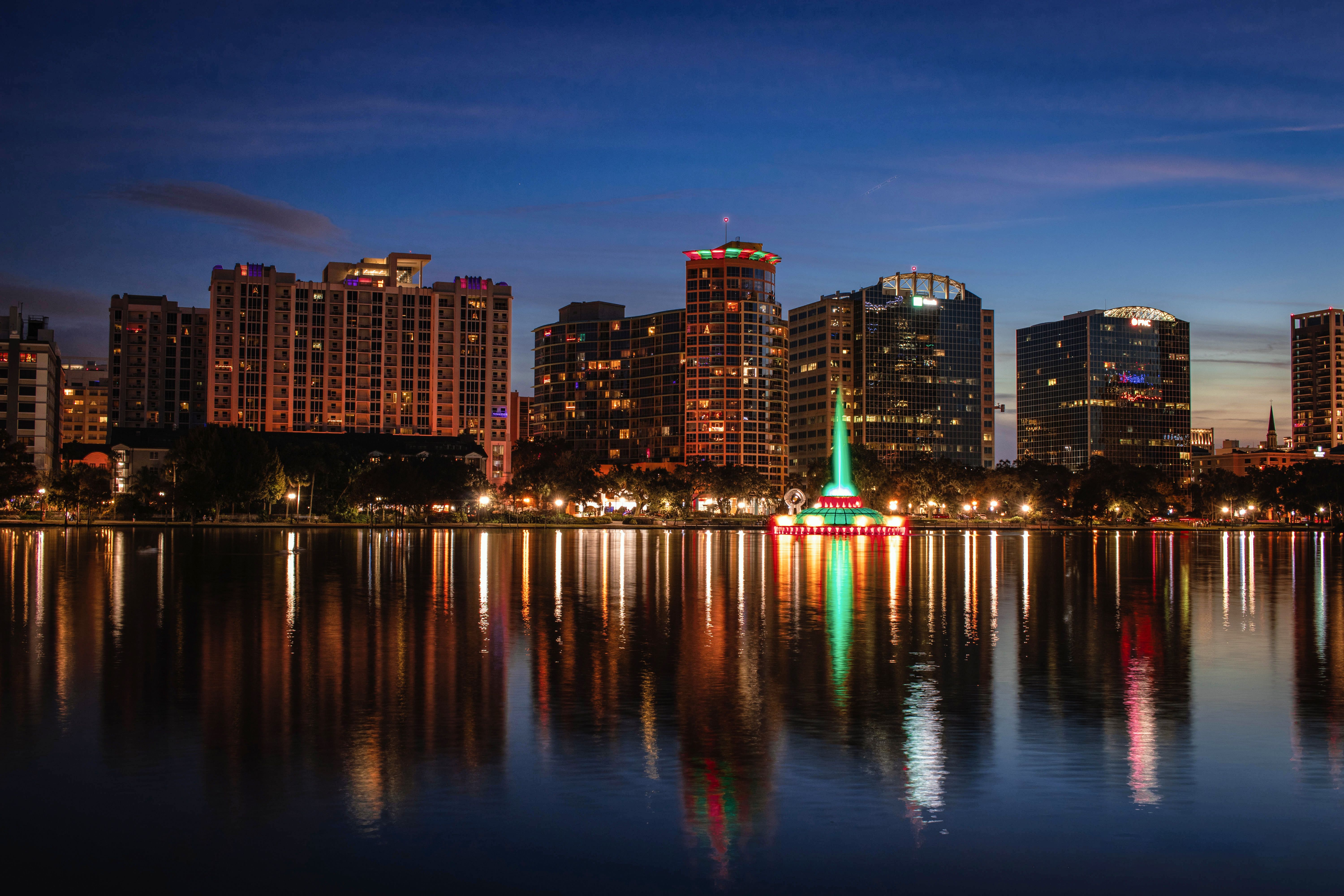 Orlando Tour Packages: A Magical Journey through Disney and Sea World